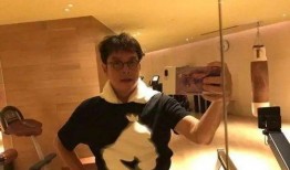 谭咏麟最新爆料酒店照片,揭秘明星私生活瞬间